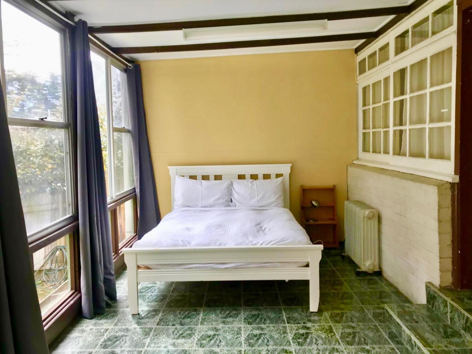 Waragil Cottage - Original Settler'S Home 黑荒地 外观 照片