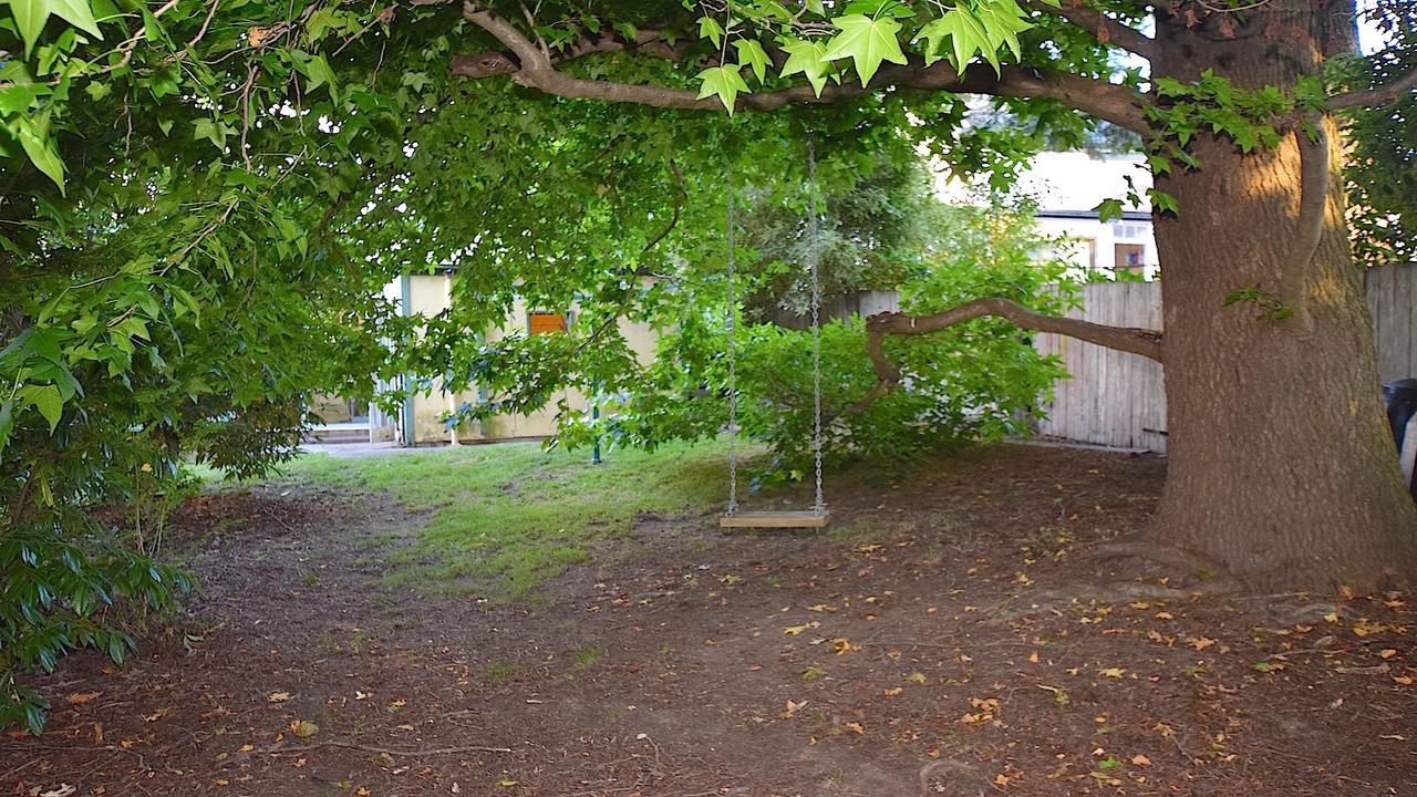 Waragil Cottage - Original Settler'S Home 黑荒地 外观 照片