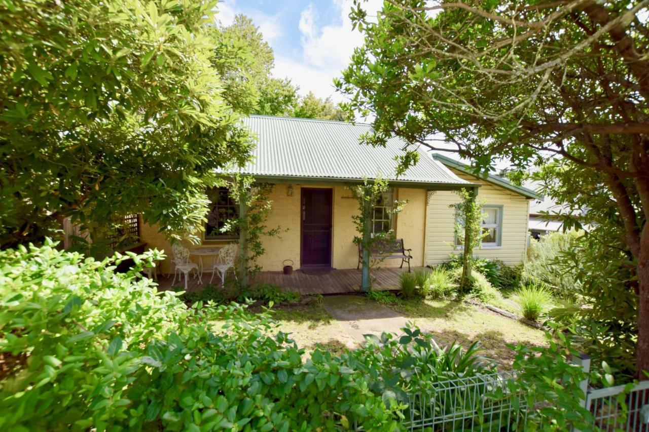 Waragil Cottage - Original Settler'S Home 黑荒地 外观 照片